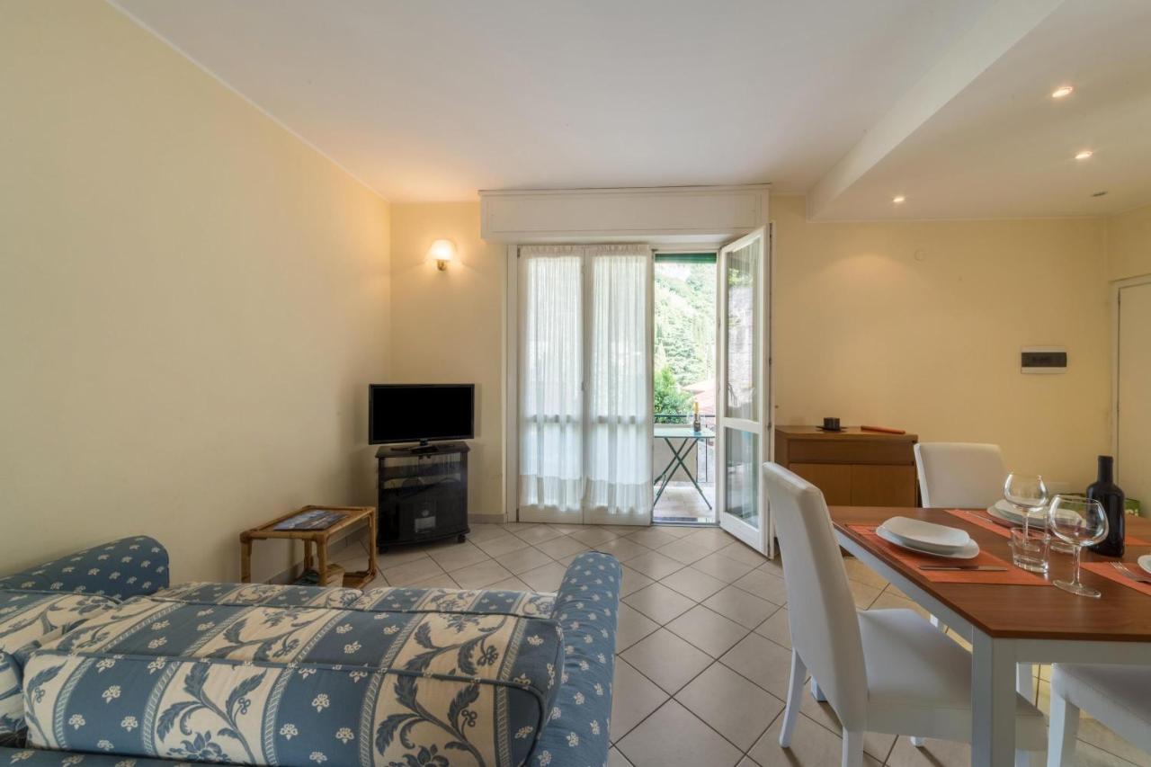 Casa Vista Cipressi Διαμέρισμα Βαρένα Εξωτερικό φωτογραφία
